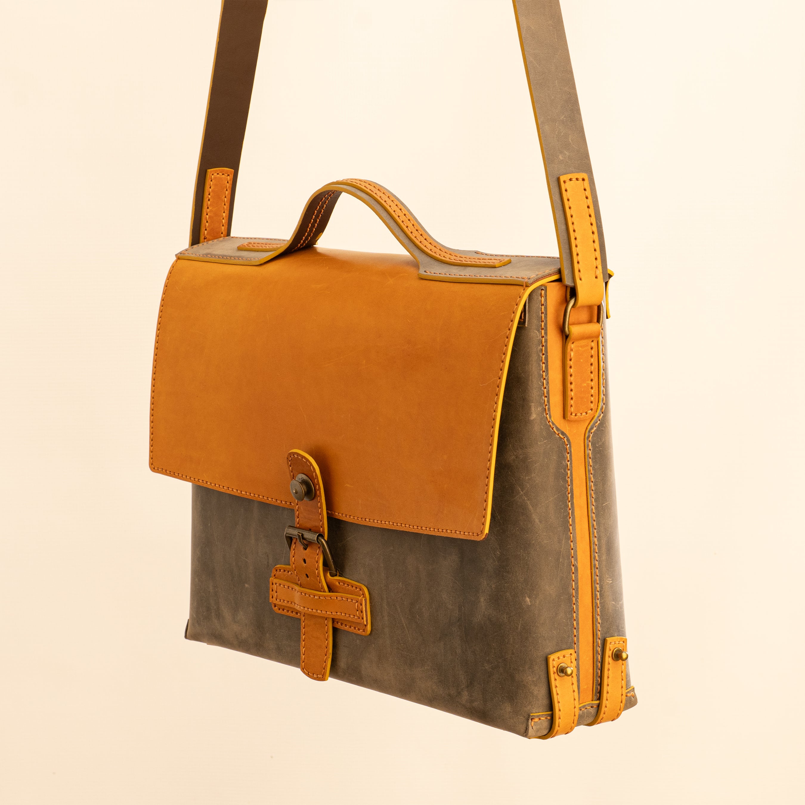 Photo of the Bellamy Messenger Bag made with the PDF Pattern, DXF and Instructional Video for Bellamy Messenger Bag designed by Vasile and Pavel