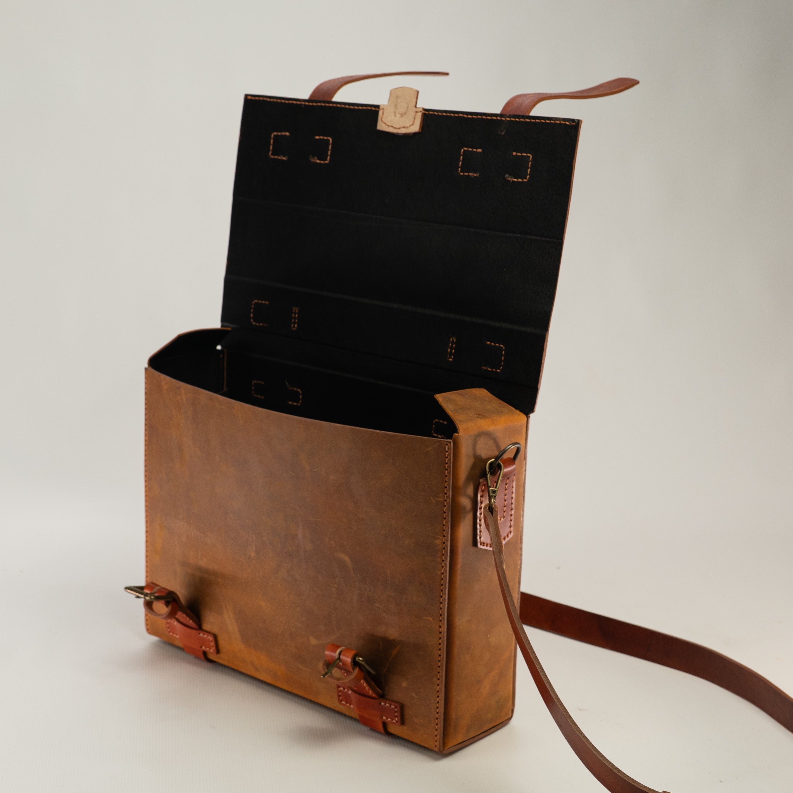 PDF Pattern, DXF and Instructional Video for Quinn Laptop Bag