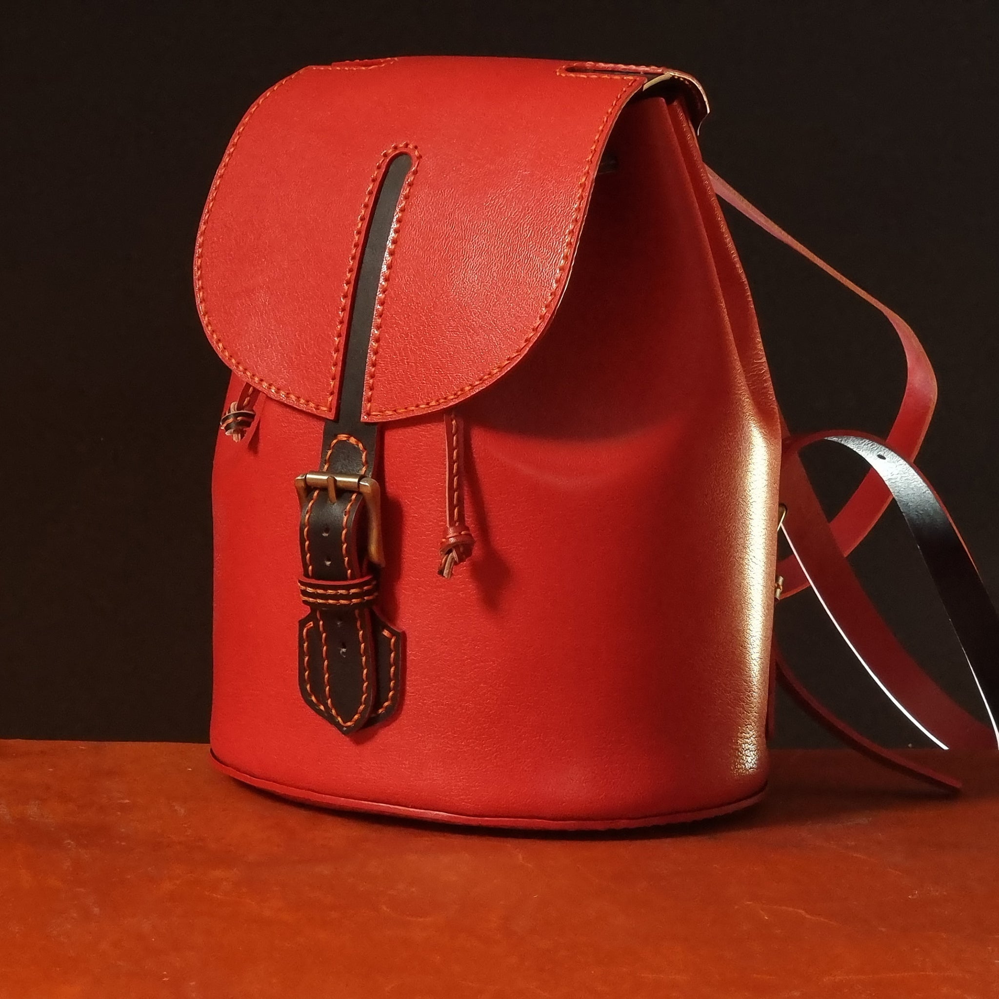 FREE New Flap Pattern for Dale Backpack - Vasile and Pavel Leather Patterns