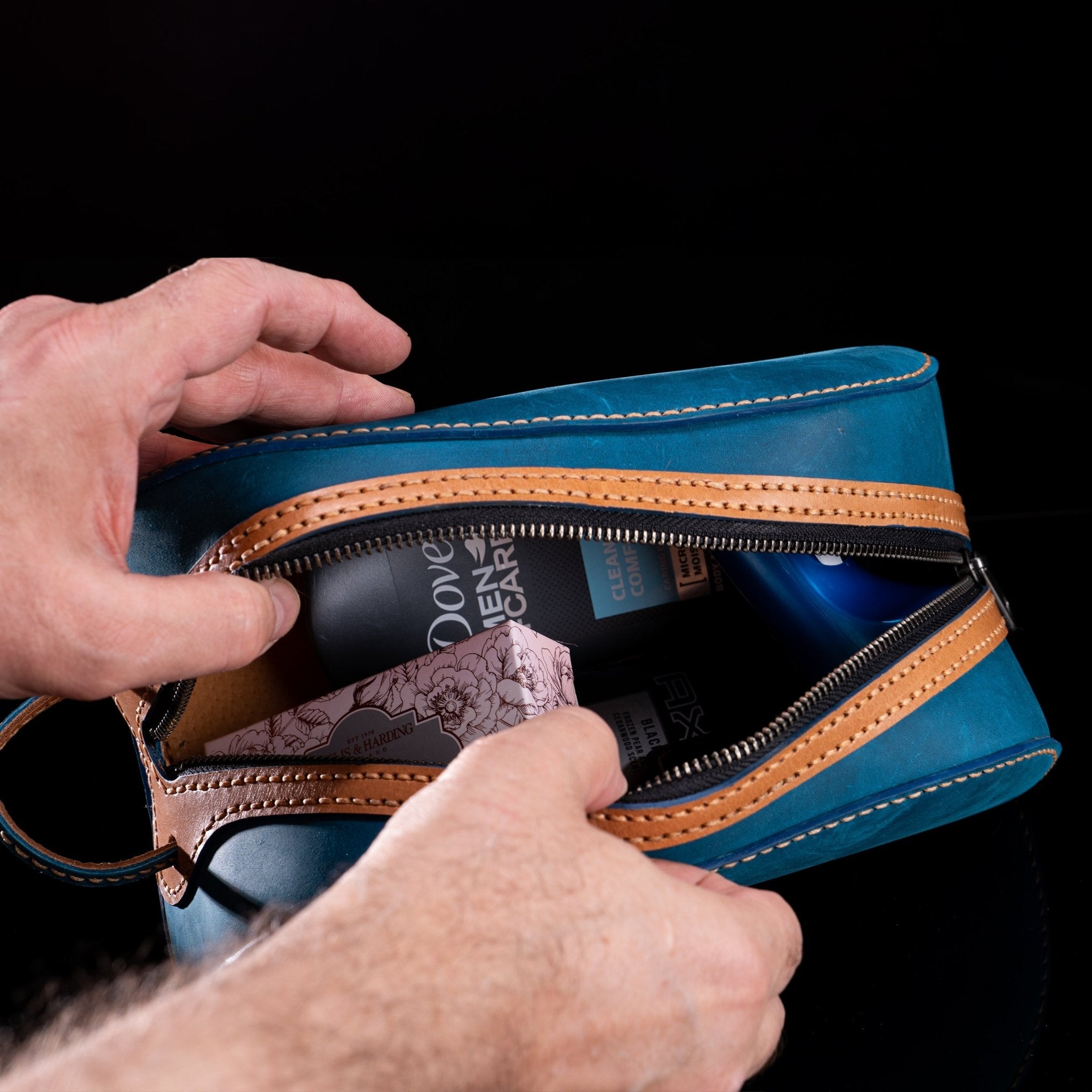 PDF Pattern and Instructional Video for Dopp Kit - Vasile and Pavel Leather Patterns