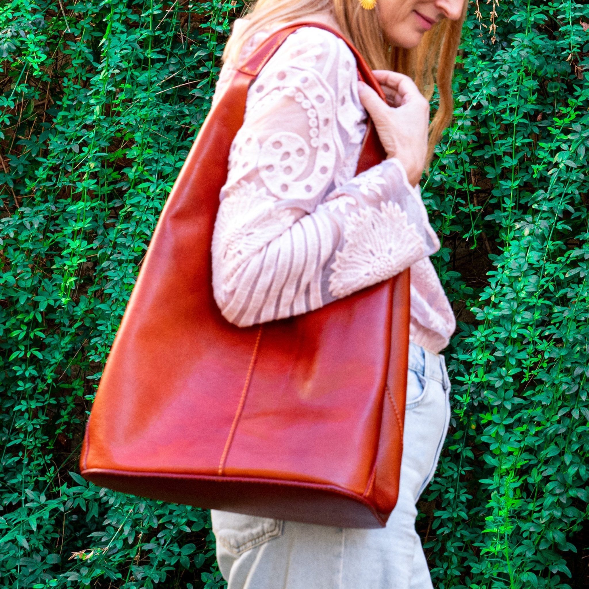 PDF Pattern and Instructional Video for Joanna Hobo Bag