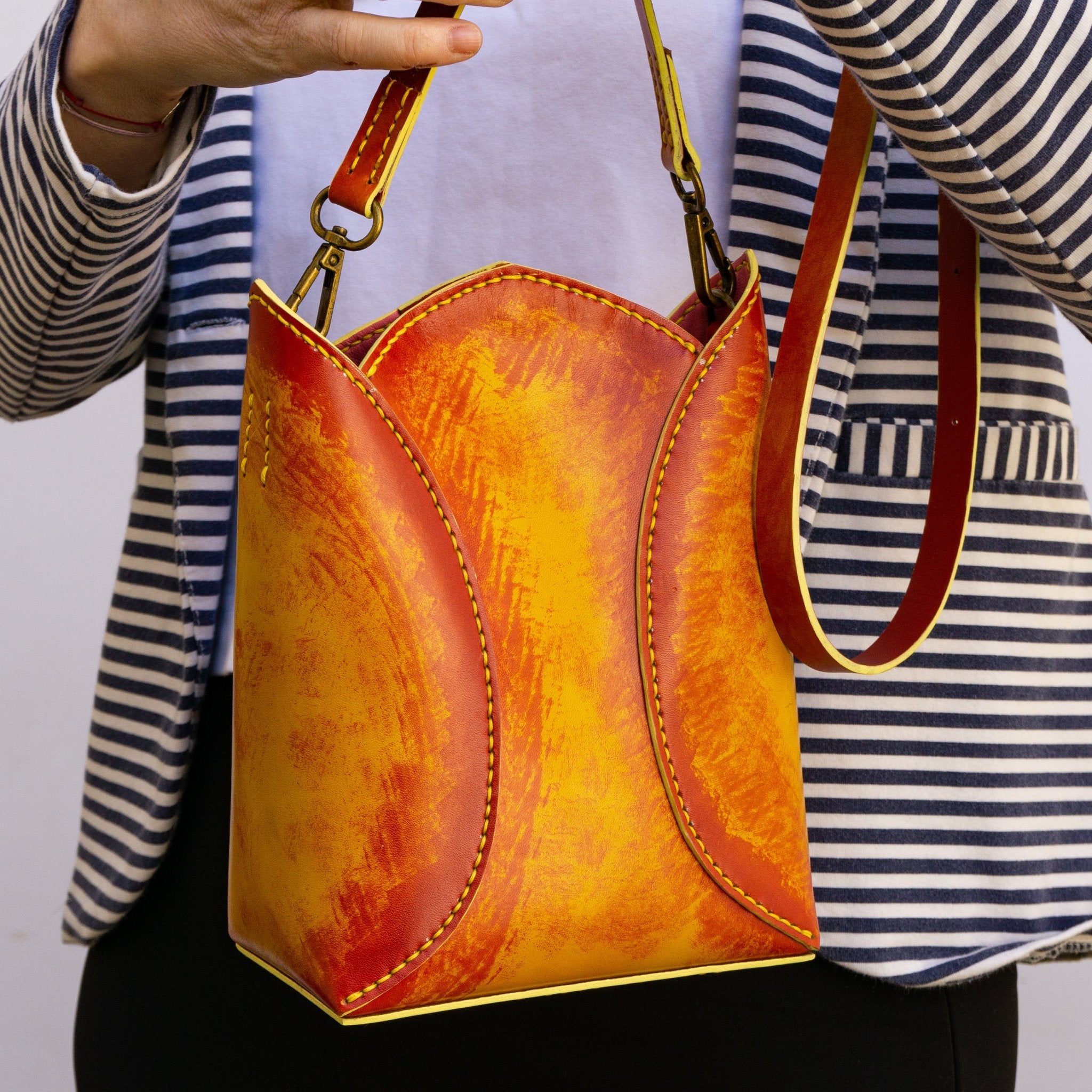 PDF Pattern and Instructional Video for Tulip Mini Bag - Vasile and Pavel Leather Patterns