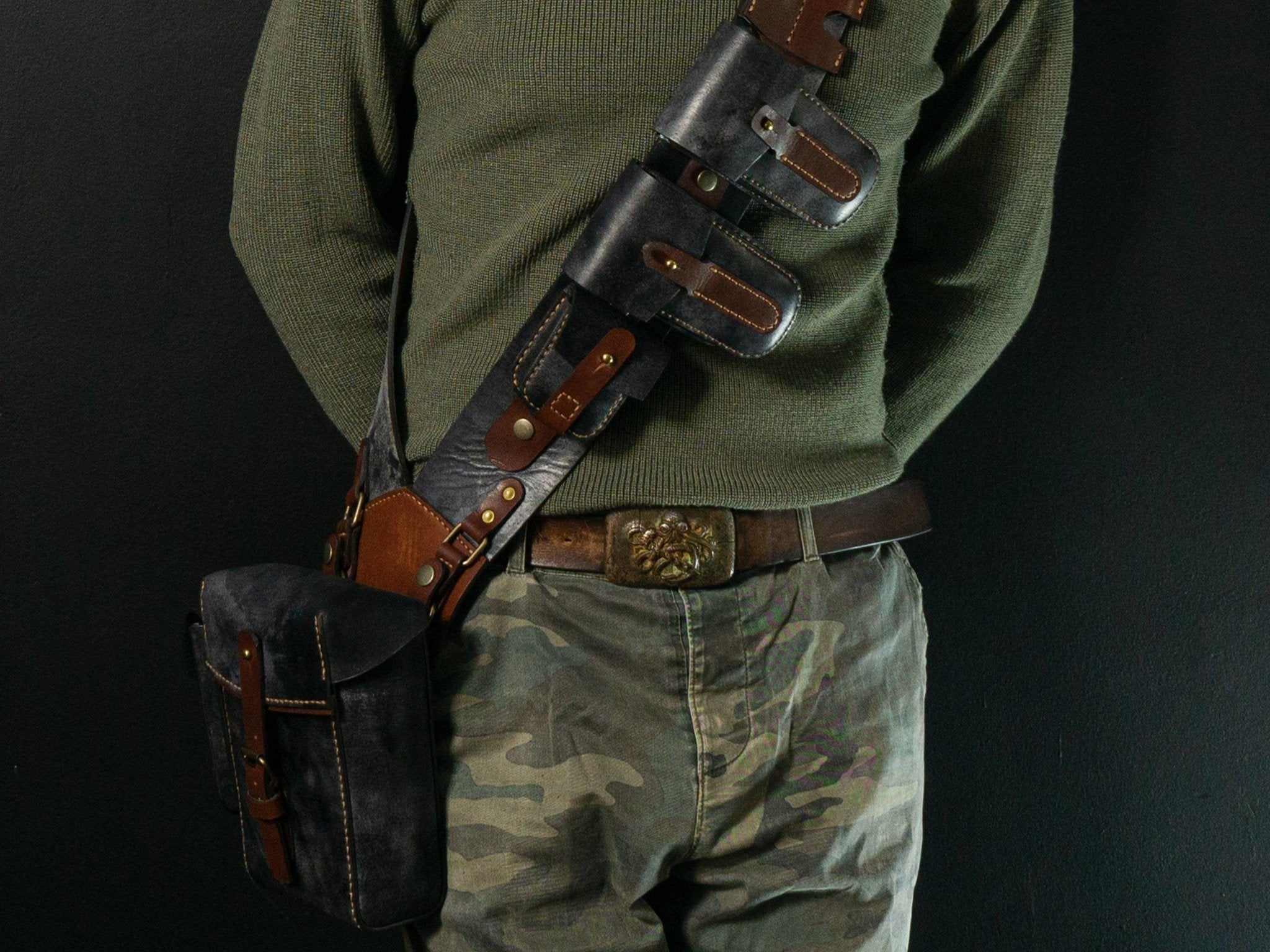 https://vasileandpavel.com/cdn/shop/products/steampunk-leather-bandolier-chest-belt-pdf-pattern-diy-leather-leather-harness-cosplay-chest-belt-steampunk-accessory-video-instruction-959740.jpg?v=1656276632